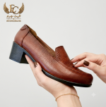 کفش راحتی و طبی چرم زنانه مدل حنا عسلی - تصویر 3